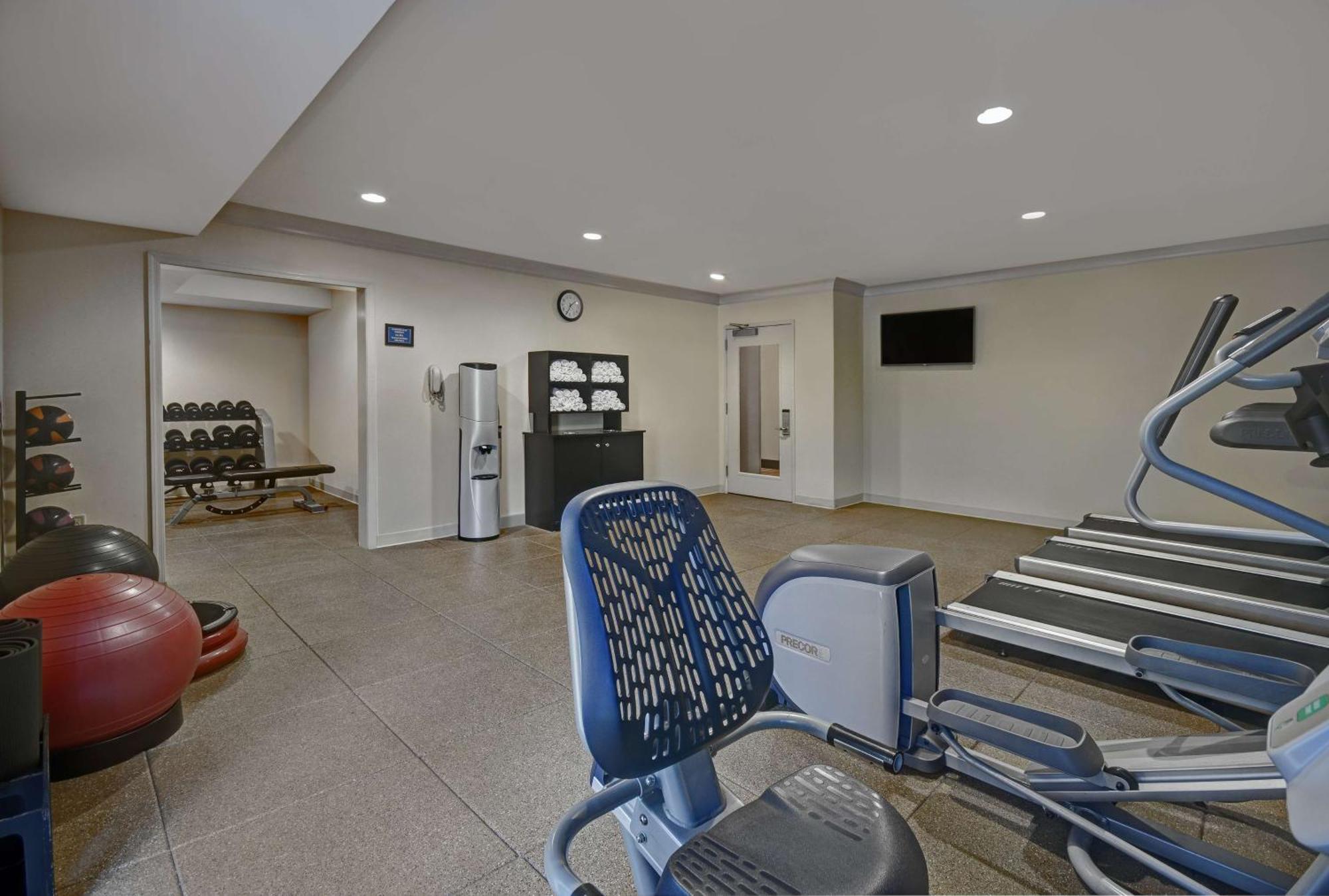 Homewood Suites By Hilton Eatontown Eksteriør billede